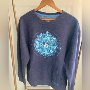 Disney Crew Neck size M